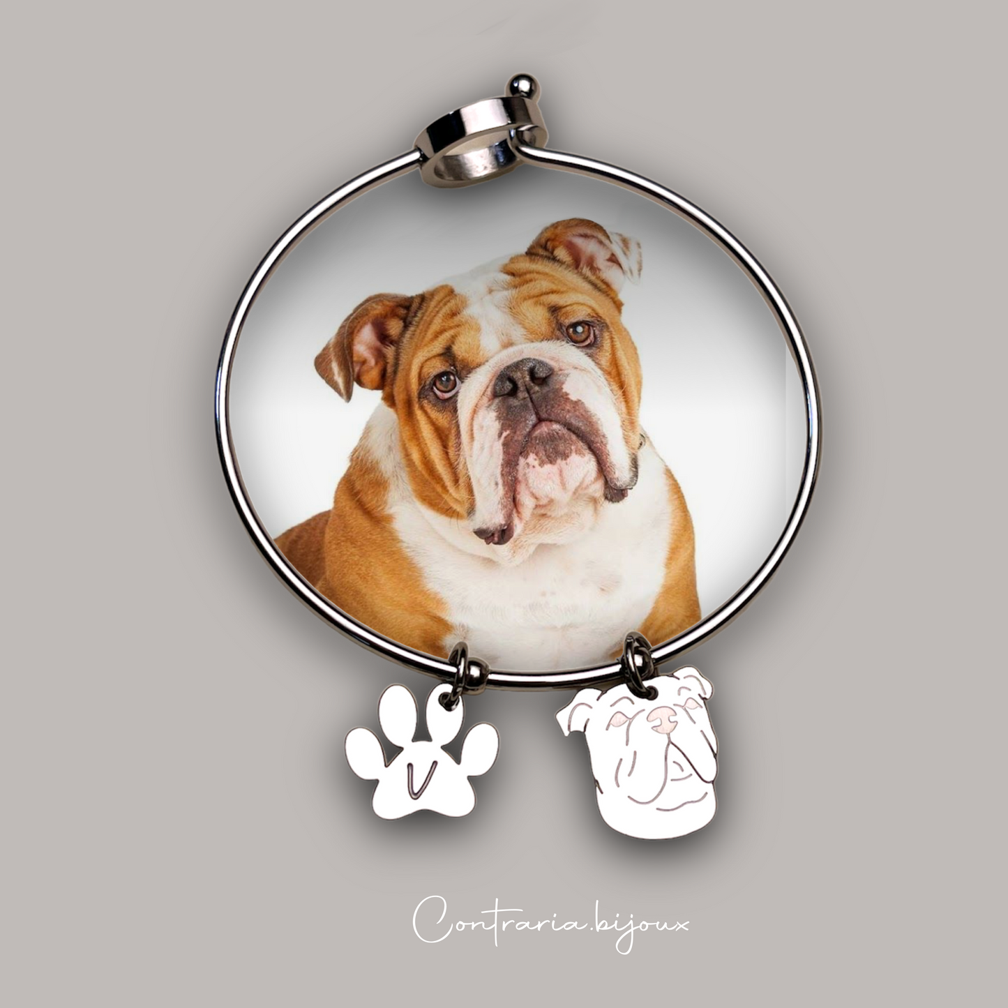 Bracciale  Cane Bulldog Inglese e zampa con iniziale incisa - ContrariaBijoux