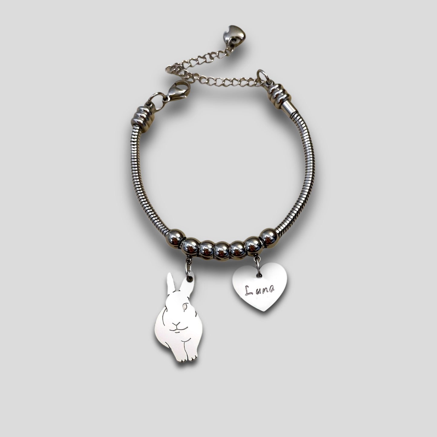 Bracciale Coniglio e ciondolo cuore con iniziale incisa, Bracciale coniglietto, bracciale coniglio